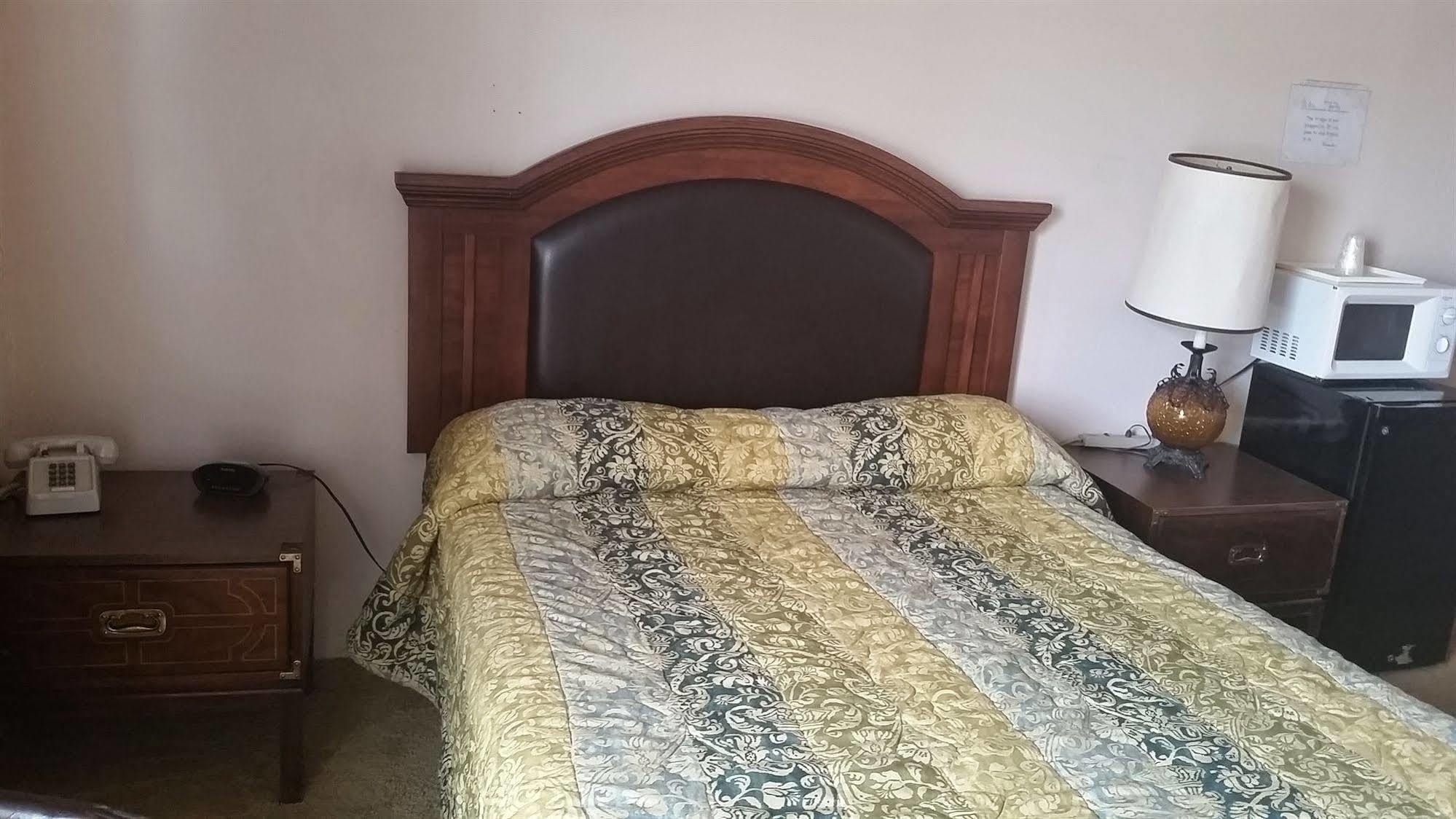 White Pine Motel 일리 외부 사진